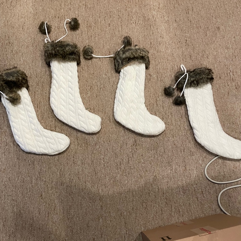 Target faux fur cuff white / cream cable knit stockings (4)